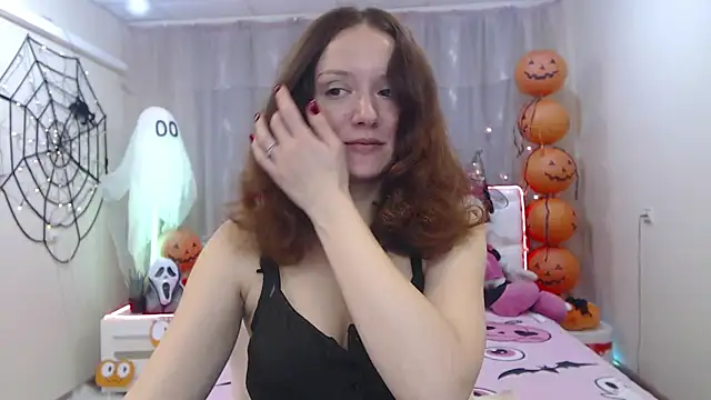 BarbaraStily online show from 12, 10, 2025