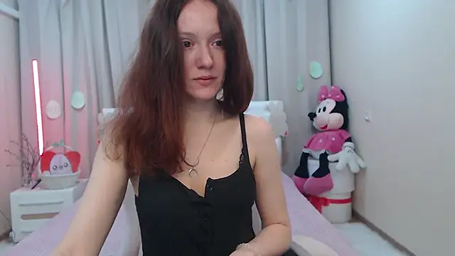 BarbaraStily online show from 8, 4, 2026