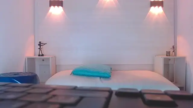 Molly Spears online show from 10, 3, 2025