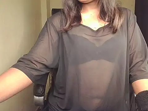 Black-Pearll online show from 4, 11, 2025