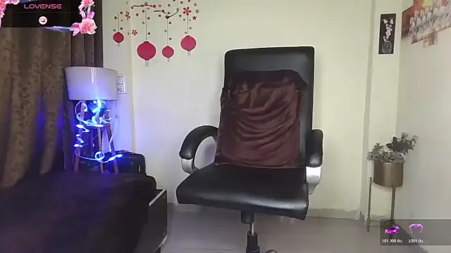 Black-Pearll online show from 1, 3, 2026