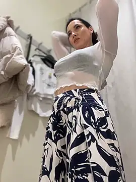 Roxana-Sexy online show from 4, 2, 2026