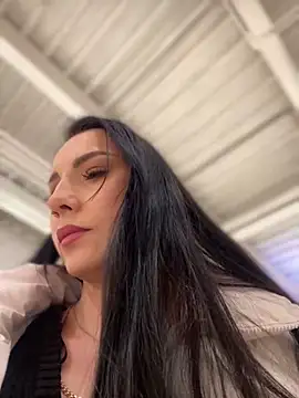 Roxana-Sexy online show from 1, 2, 2025