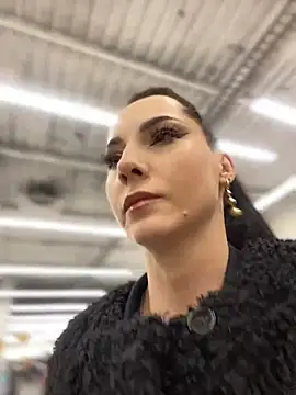 Roxana-Sexy online show from 2, 2, 2025