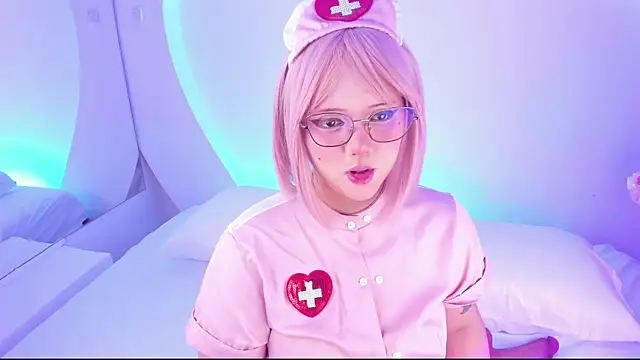 Snapshot of NanaOsaky chatting on 19, 1, 2026 NanaOsaky online show from 19, 1, 2026