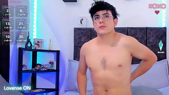 nolan twink1 online show from 11, 3, 2026