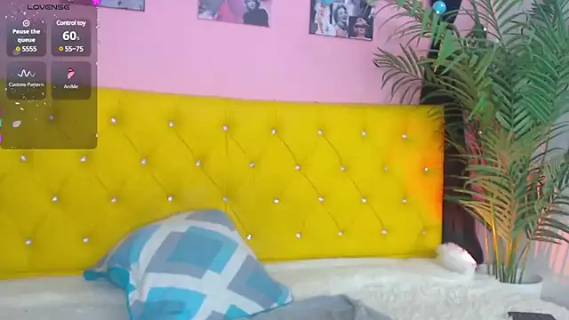 nolan twink1 online show from 28, 2, 2025