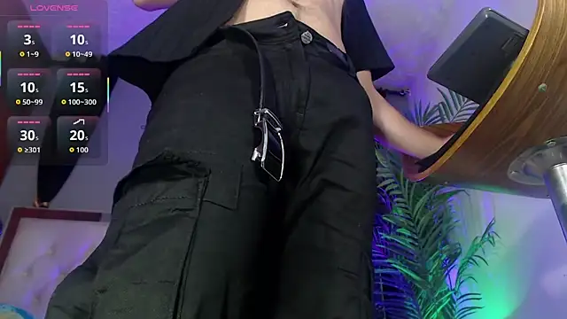 nolan twink1 online show from 14, 9, 2025