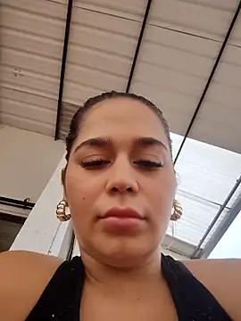 LaurenWelly  online show from 27, 3, 2026