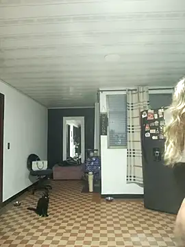 LaurenWelly  online show from 13, 10, 2025