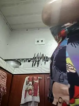 LaurenWelly  online show from 10, 4, 2026