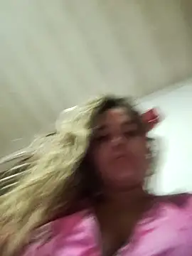 LaurenWelly  online show from 19, 12, 2025