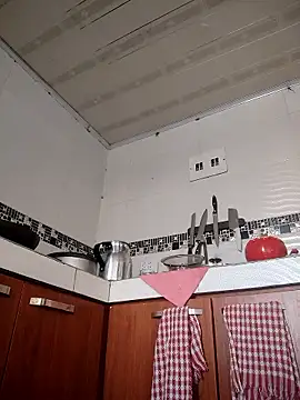 LaurenWelly  online show from 12, 4, 2026