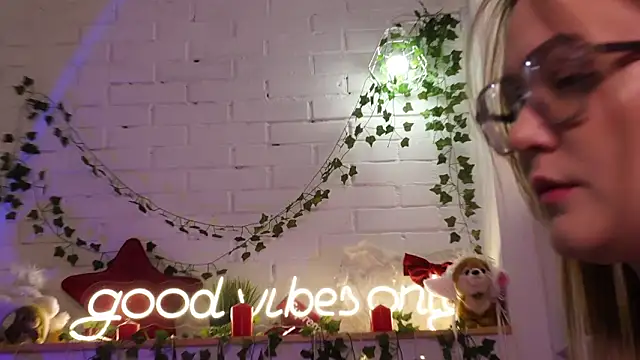 MonicaAsis online show from 21, 3, 2026