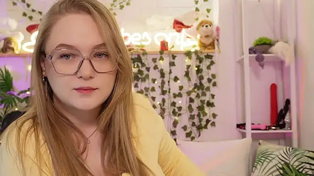 MonicaAsis online show from 5, 2, 2026