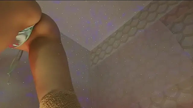 Snapshot of mali_haier chatting on 28, 11, 2025 mali haier online show from 28, 11, 2025