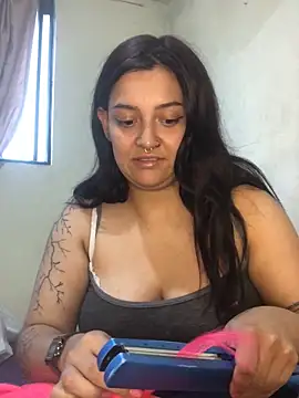 CORALINE GREYM online show from 15, 10, 2025