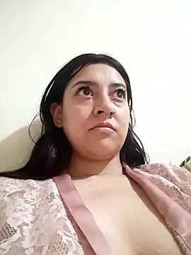 CORALINE GREYM online show from 12, 11, 2025