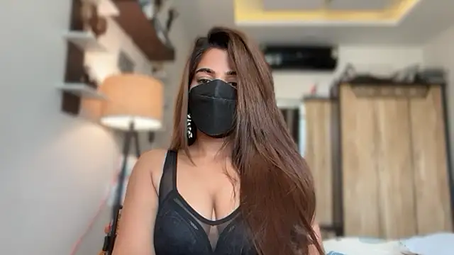 Hotty-Sana online show from 11, 4, 2026