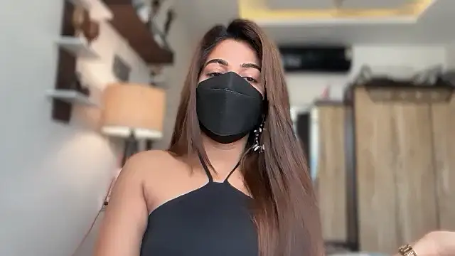 Hotty-Sana online show from 16, 4, 2026