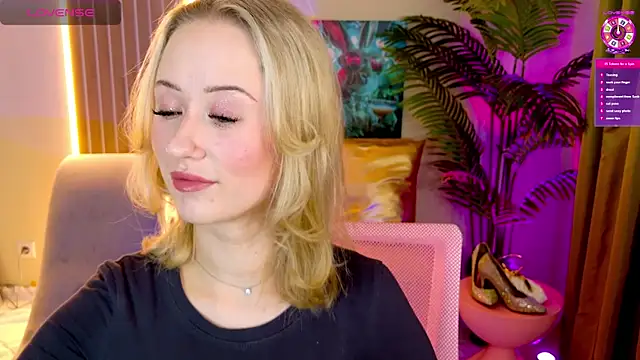 SashaBrooks online show from 6, 2, 2026