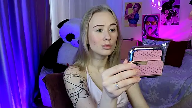 SashaBrooks online show from 18, 10, 2025