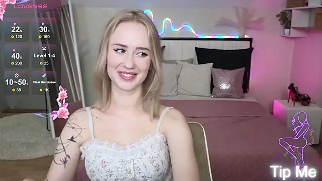 SashaBrooks online show from 6, 10, 2025