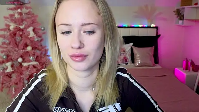 SashaBrooks online show from 8, 1, 2026