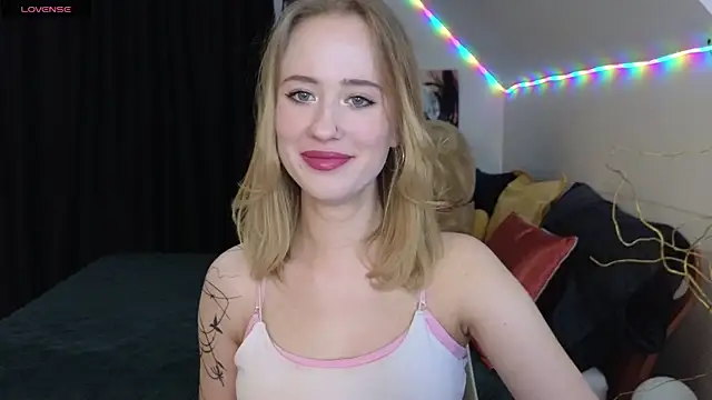 SashaBrooks online show from 28, 9, 2025