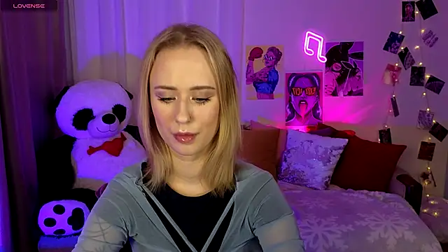 SashaBrooks online show from 15, 11, 2025