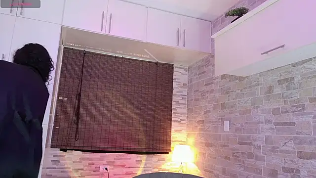 candyy bella online show from 11, 11, 2025