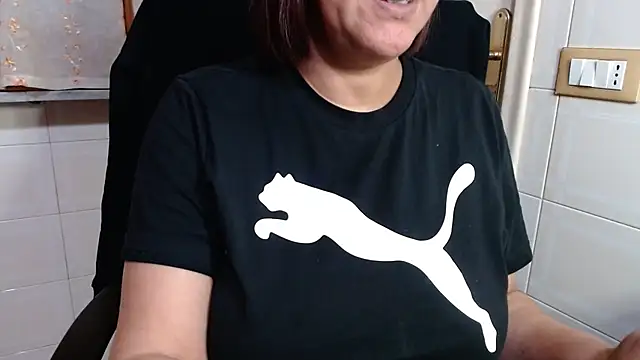 Foxlady2271 online show from 30, 3, 2026