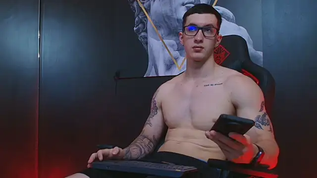 Snapshot of JacksonOlsenn chatting on 10, 9, 2025 JacksonOlsenn online show from 10, 9, 2025