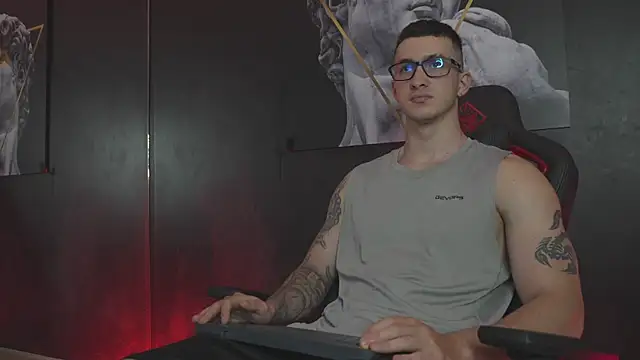 Snapshot of JacksonOlsenn chatting on 13, 11, 2025 JacksonOlsenn online show from 13, 11, 2025