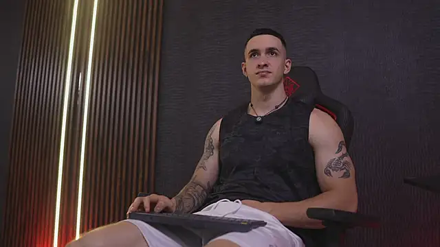 JacksonOlsenn online show from 16, 4, 2026