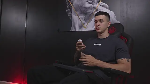 Snapshot of JacksonOlsenn chatting on 22, 11, 2025 JacksonOlsenn online show from 22, 11, 2025