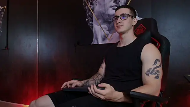 Snapshot of JacksonOlsenn chatting on 27, 10, 2025 JacksonOlsenn online show from 27, 10, 2025