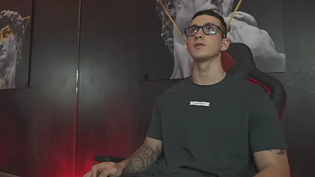 Snapshot of JacksonOlsenn chatting on 10, 11, 2025 JacksonOlsenn online show from 10, 11, 2025