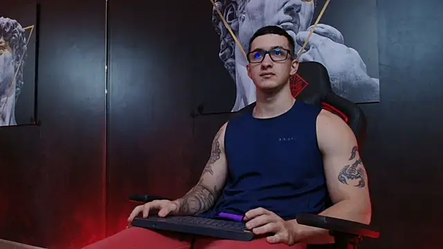 Snapshot of JacksonOlsenn chatting on 6, 10, 2025 JacksonOlsenn online show from 6, 10, 2025