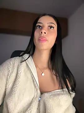 maddy bronw  online show from 9, 3, 2025