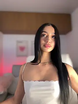 maddy bronw  online show from 14, 10, 2025