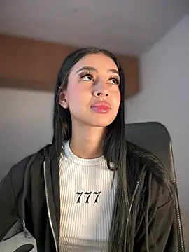 maddy bronw  online show from 7, 3, 2025