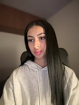 maddy bronw  online show from 15, 3, 2025