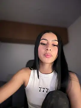 maddy bronw  online show from 8, 3, 2025