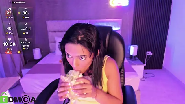 Snapshot of Cristal__adams chatting on 5, 11, 2025 Cristal adams online show from 5, 11, 2025