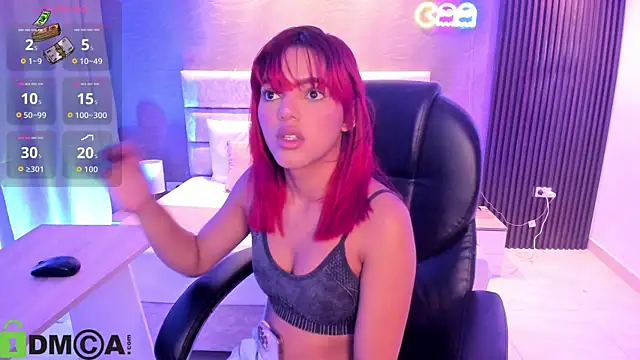 Snapshot of Cristal__adams chatting on 4, 10, 2025 Cristal adams online show from 4, 10, 2025