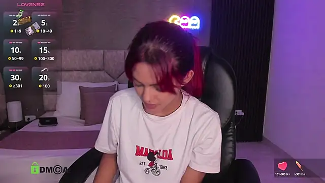 Snapshot of Cristal__adams chatting on 19, 9, 2025 Cristal adams online show from 19, 9, 2025