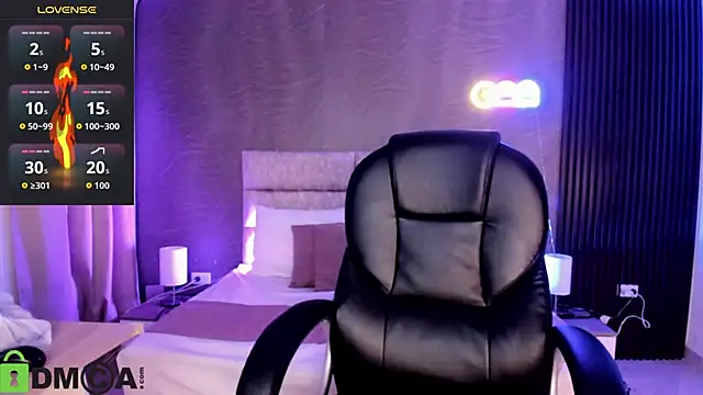 Snapshot of Cristal__adams chatting on 24, 10, 2025 Cristal adams online show from 24, 10, 2025