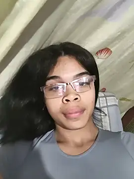 evelyn wine online show from 26, 11, 2025