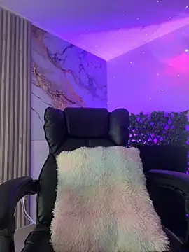 NINA 18 YEARS online show from 30, 11, 2025